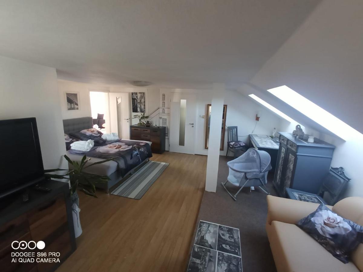 Podkrovni Apartman Tereza Apartment รุมบวร์ก ภายนอก รูปภาพ
