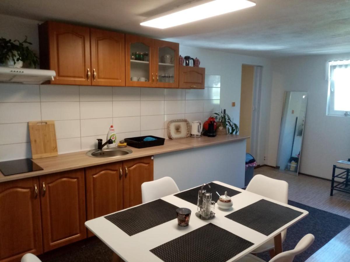 Podkrovni Apartman Tereza Apartment รุมบวร์ก ภายนอก รูปภาพ